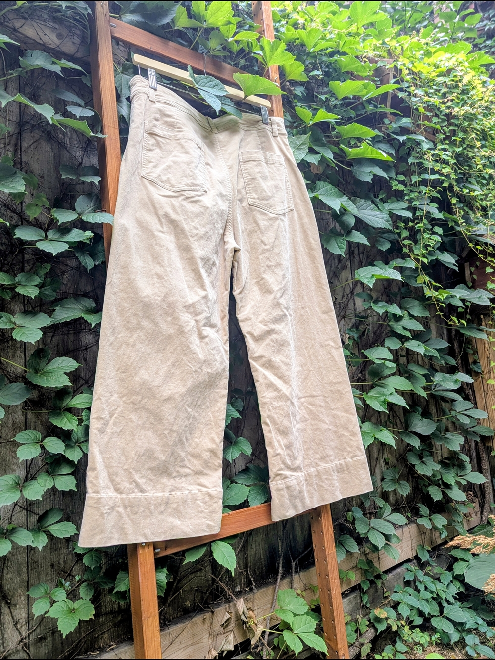 Naïf Montréal High-Waist Wide Leg Corduroy Trousers – L - Picture 3 of 10